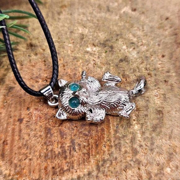 Cute Nature Green Tourmaline Sneaky Cat Pendant Necklace. Price includes both pe - Picture 8 of 10